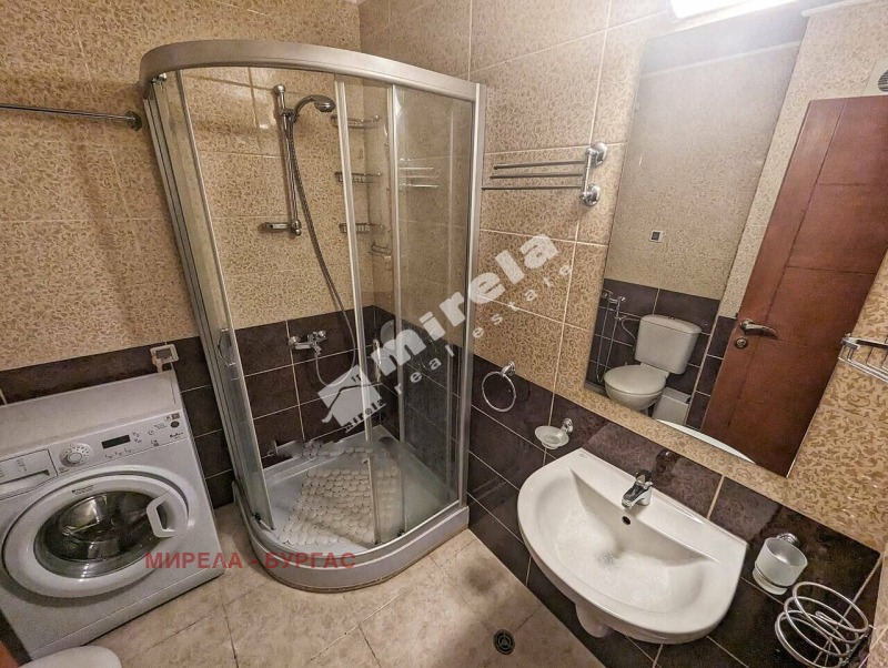 Na sprzedaż  1 sypialnia region Burgas , Rawda , 81 mkw | 64671016 - obraz [10]