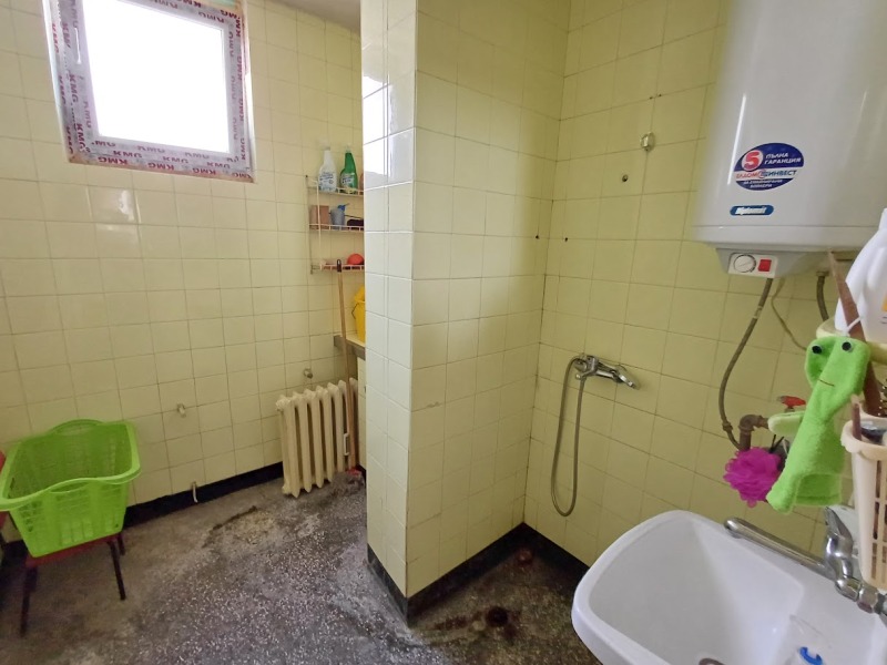 Te koop  2 slaapkamers Sjumen , Voenno utsjilishte , 82 m² | 44847248 - afbeelding [4]