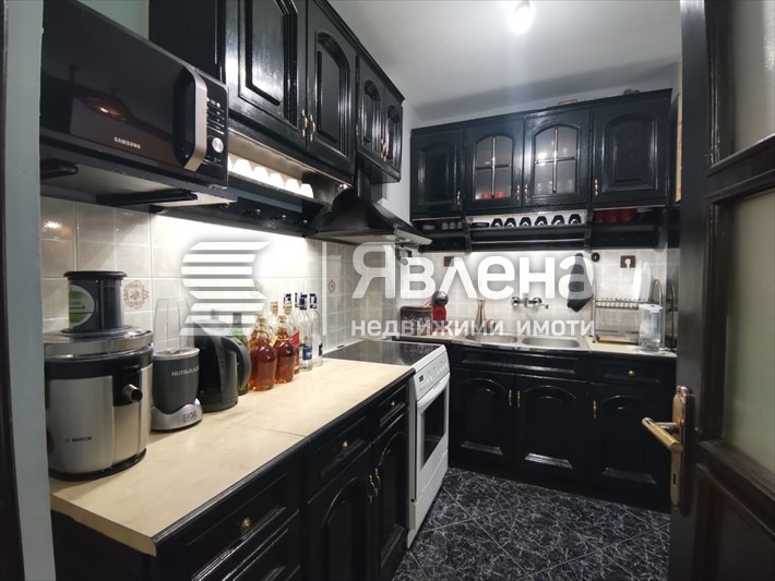 Продава 3-СТАЕН, гр. Пловдив, Младежки Хълм, снимка 4 - Aпартаменти - 48121539