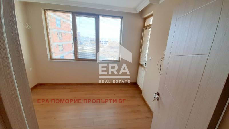 Продава 3-СТАЕН, гр. Поморие, област Бургас, снимка 4 - Aпартаменти - 49591215