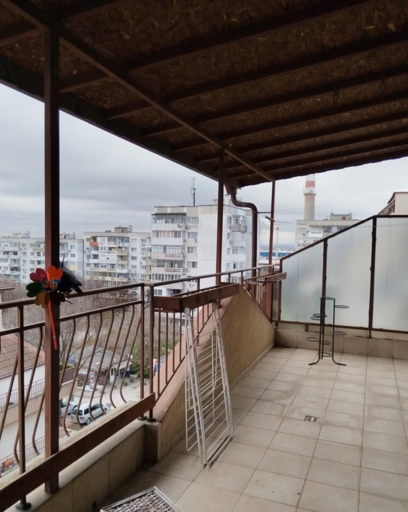 À vendre  2 chambres Varna , Vazrajdane 1 , 88 m² | 68575684