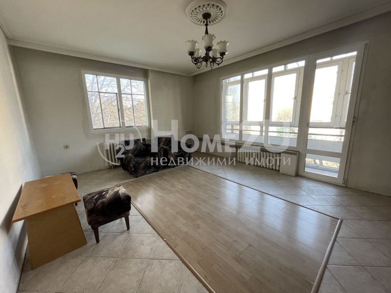 Продава 3-СТАЕН, гр. София, Гоце Делчев, снимка 2 - Апартаменти - 52605827