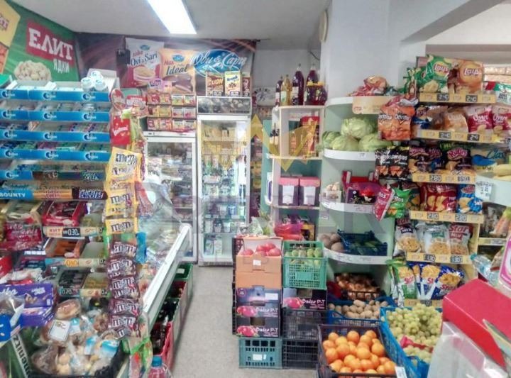 Продава МАГАЗИН, гр. Варна, Христо Ботев, снимка 2 - Магазини - 52719007