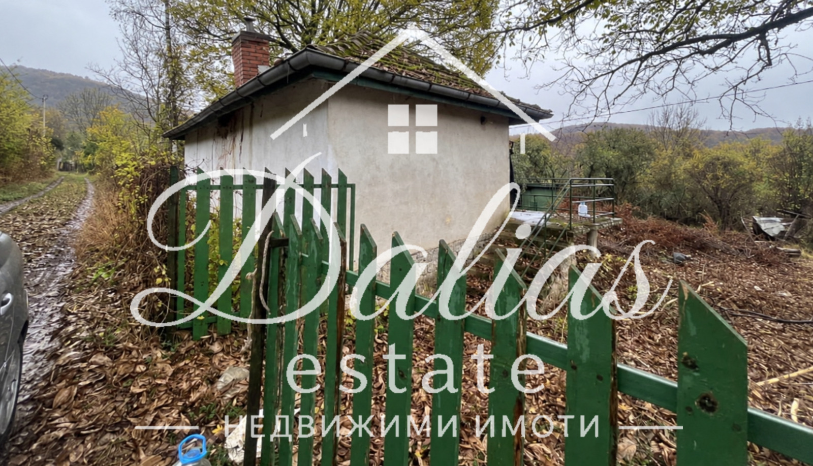 Продава КЪЩА, с. Гинци, област София област