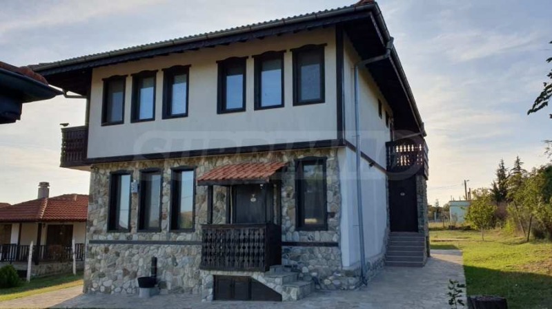 Til salg  Hus Burgas , Rudnik , 200 kvm | 62527998 - billede [2]