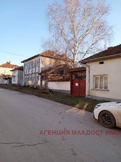 Продава КЪЩА, с. Ъглен, област Ловеч, снимка 3 - Къщи - 55962554