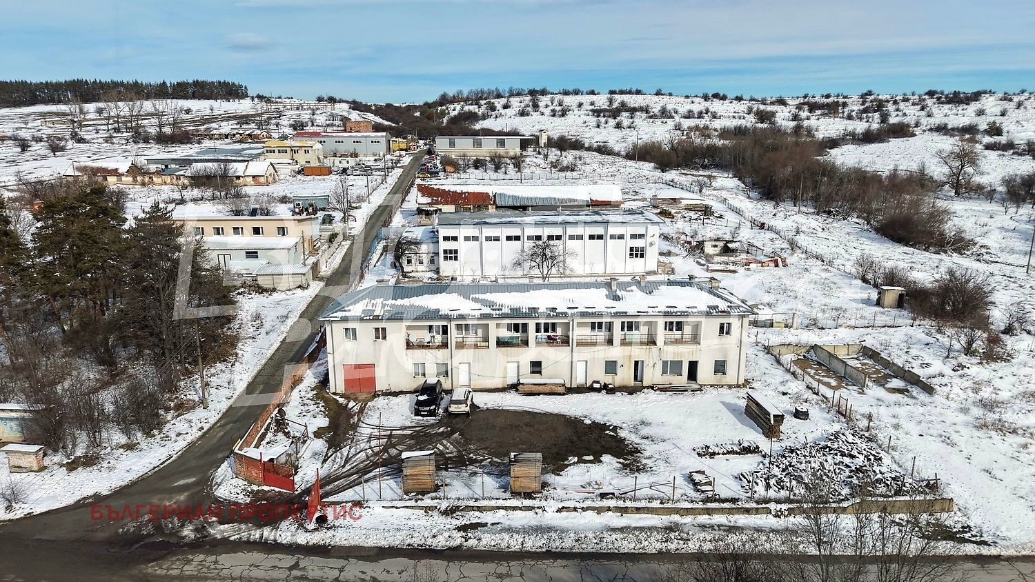 Продава ПРОМ. ПОМЕЩЕНИЕ, с. Вакарел, област София област, снимка 2 - Производствени сгради - 54460326