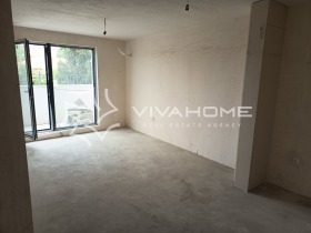 1 chambre Briz, Varna