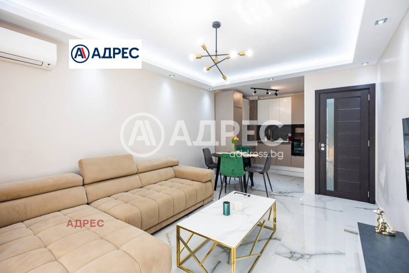Продава  2-стаен, град Варна, к.к. Св.Св. Константин и Елена •  205 000 € • ID 25725165 — holmes.bg - [1] 