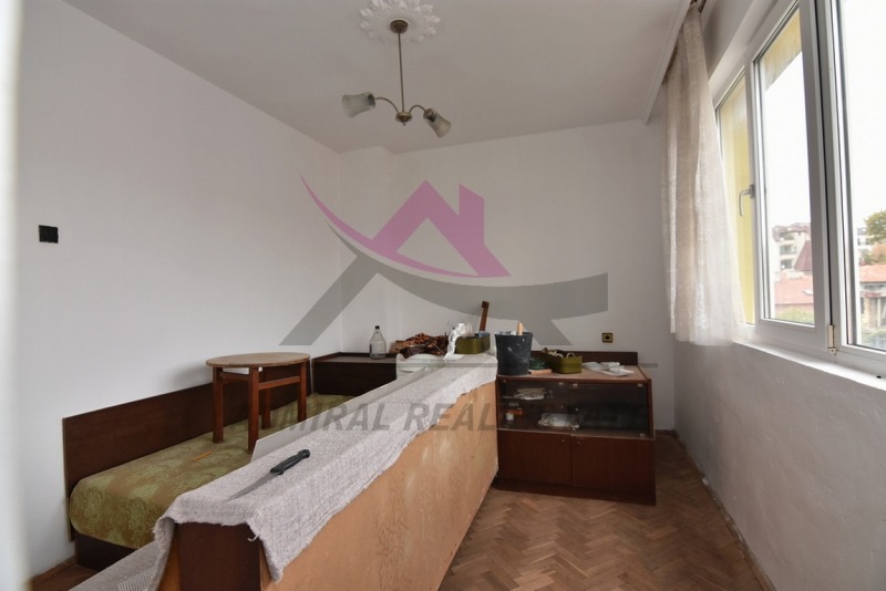 Na prodej  2 ložnice Varna , Cveten kvartal , 80 m2 | 40945173 - obraz [8]
