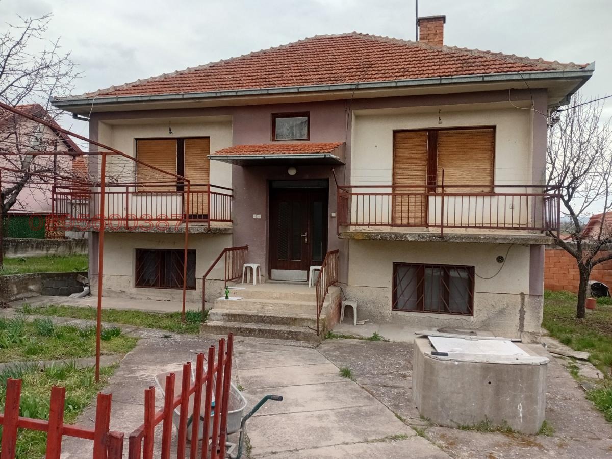 Продава КЪЩА, с. Пиргово, област Русе