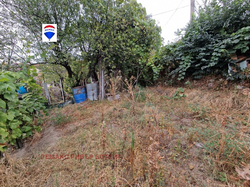 Продава ПАРЦЕЛ в град Русе, Веждата - 598 кв.м / 70 000 € » 136 908.10 лв., РЕМАКС РИВЪР ЕСТЕЙТ