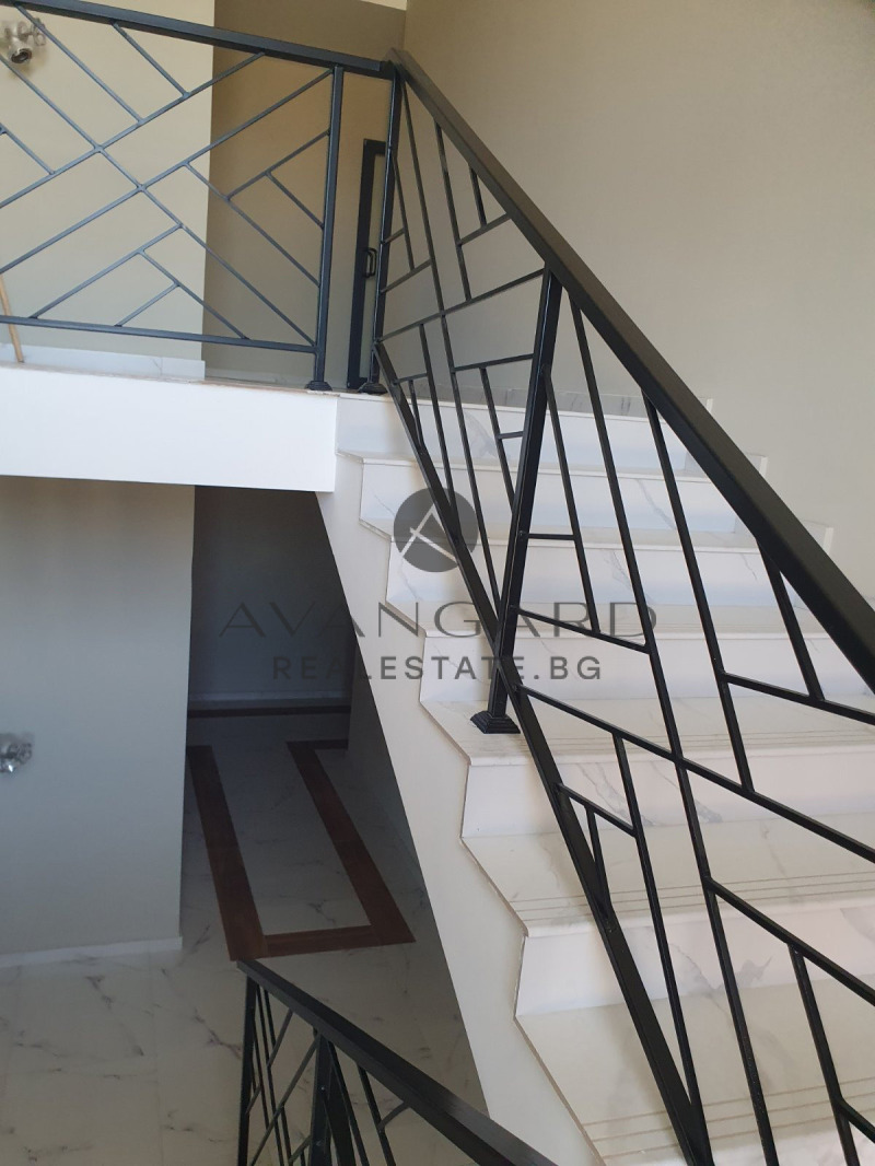 Na sprzedaż  1 sypialnia Plowdiw , Ostromila , 62 mkw | 23921311 - obraz [4]