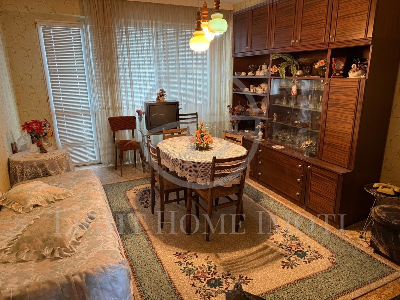 Продава 3-СТАЕН, град Пловдив, Изгрев • 89760 € / 175555.30 лв. • 95678612 1