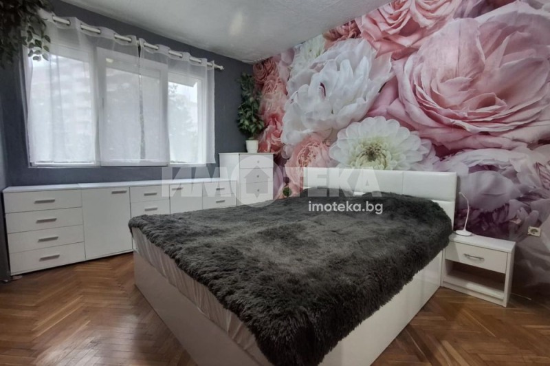 Продава 3-СТАЕН, гр. София, Люлин 5, снимка 2 - Апартаменти - 52526204