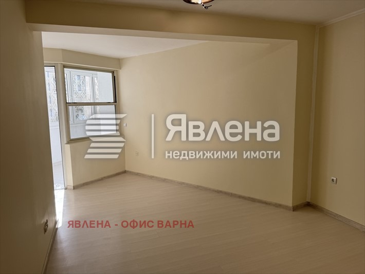 À venda  Mais de 3 quartos Varna , Sportna zala , 136 m² | 99480341 - imagem [4]