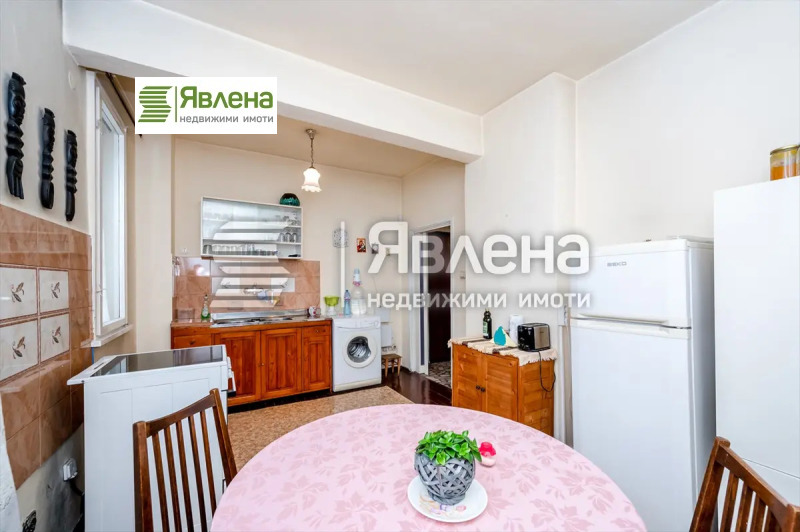 Продава КЪЩА, гр. София, Яворов, снимка 6 - Къщи - 49301843