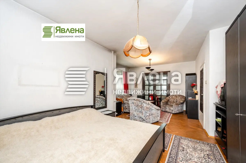 Продава КЪЩА, гр. София, Яворов, снимка 7 - Къщи - 49301843