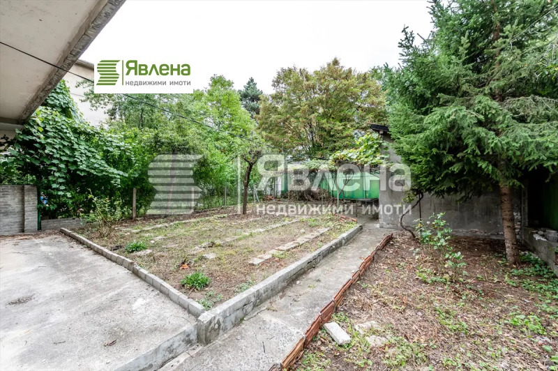 Продава КЪЩА, гр. София, Яворов, снимка 13 - Къщи - 49301843