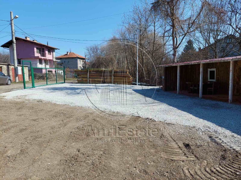 Myytävänä  Juoni Pernikin alue , Dragitševo , 418 neliömetriä | 83514386