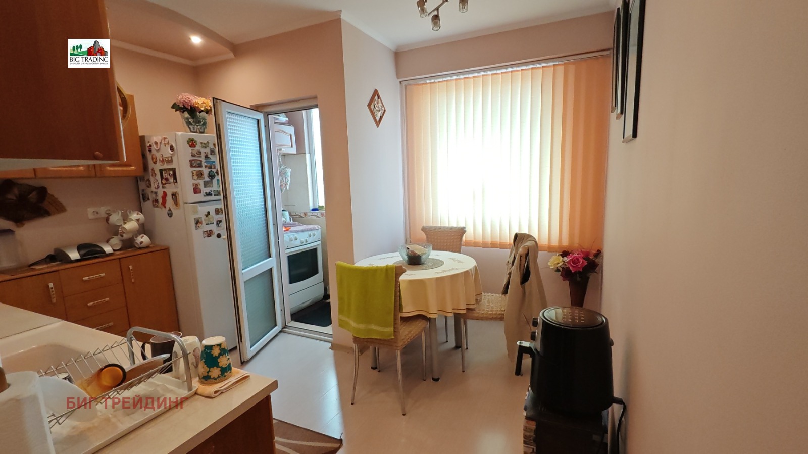 Продава 4-СТАЕН, гр. Пазарджик, Устрем, снимка 7 - Апартаменти - 54147627