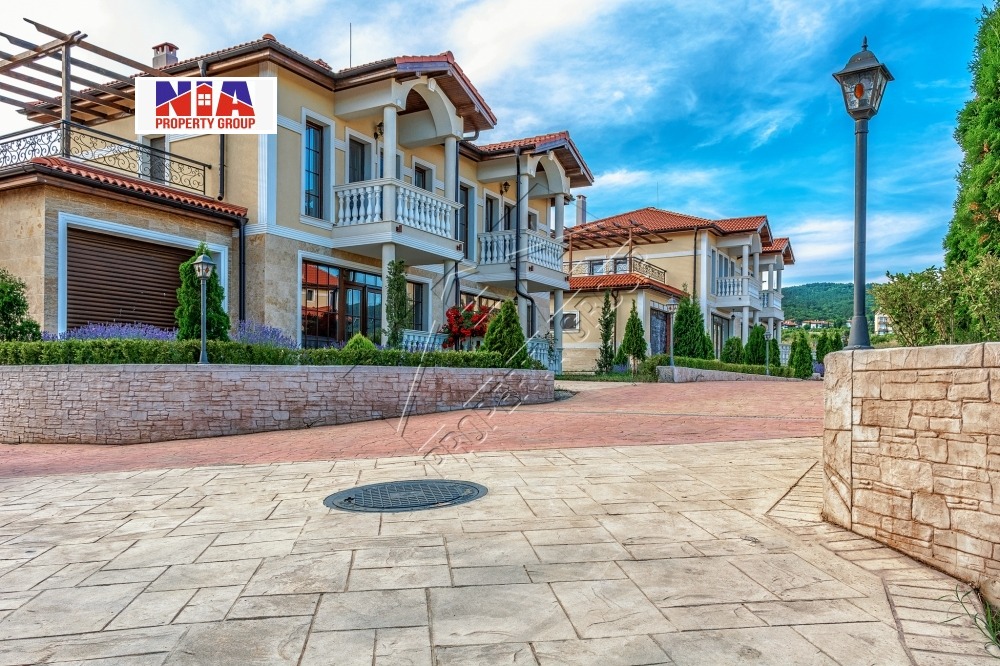 Продава КЪЩА, к.к. Слънчев бряг, област Бургас, снимка 3 - Къщи - 54557732