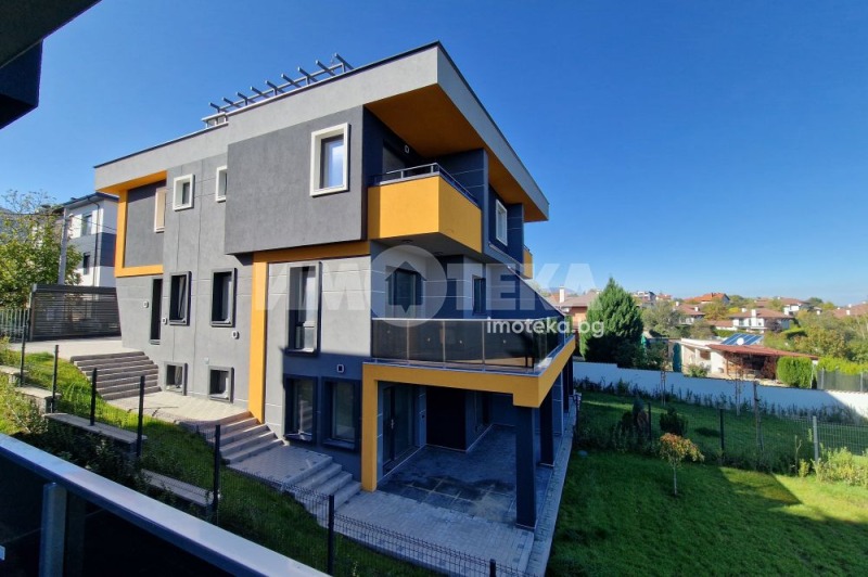 Продава КЪЩА в град София, с. Лозен - 265 кв.м / 495 000 € » 968 135.85 лв., ИМОТЕКА