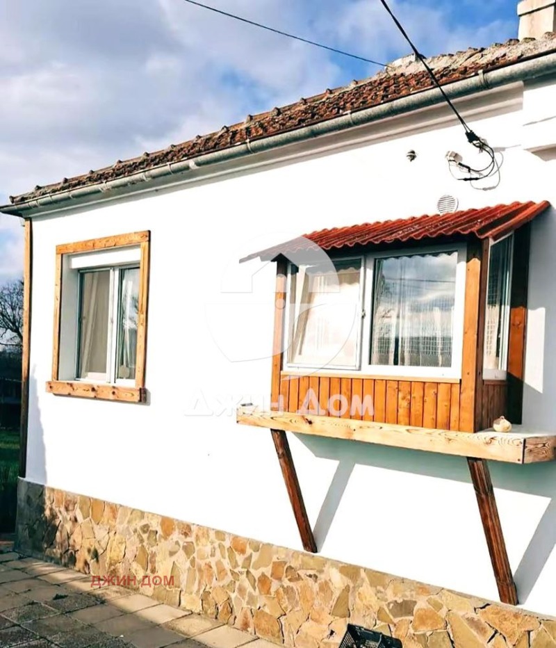 Продава КЪЩА в област Бургас, с. Гълъбец - 68 кв.м / 160 000 € » 312 932.80 лв., ДЖИН ДОМ