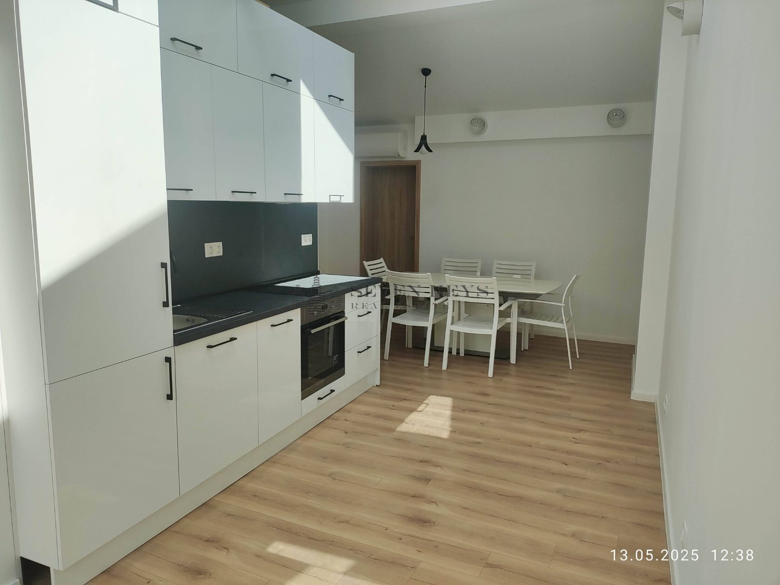Продава 4-СТАЕН, гр. Варна, Операта, снимка 2 - Апартаменти - 55055965