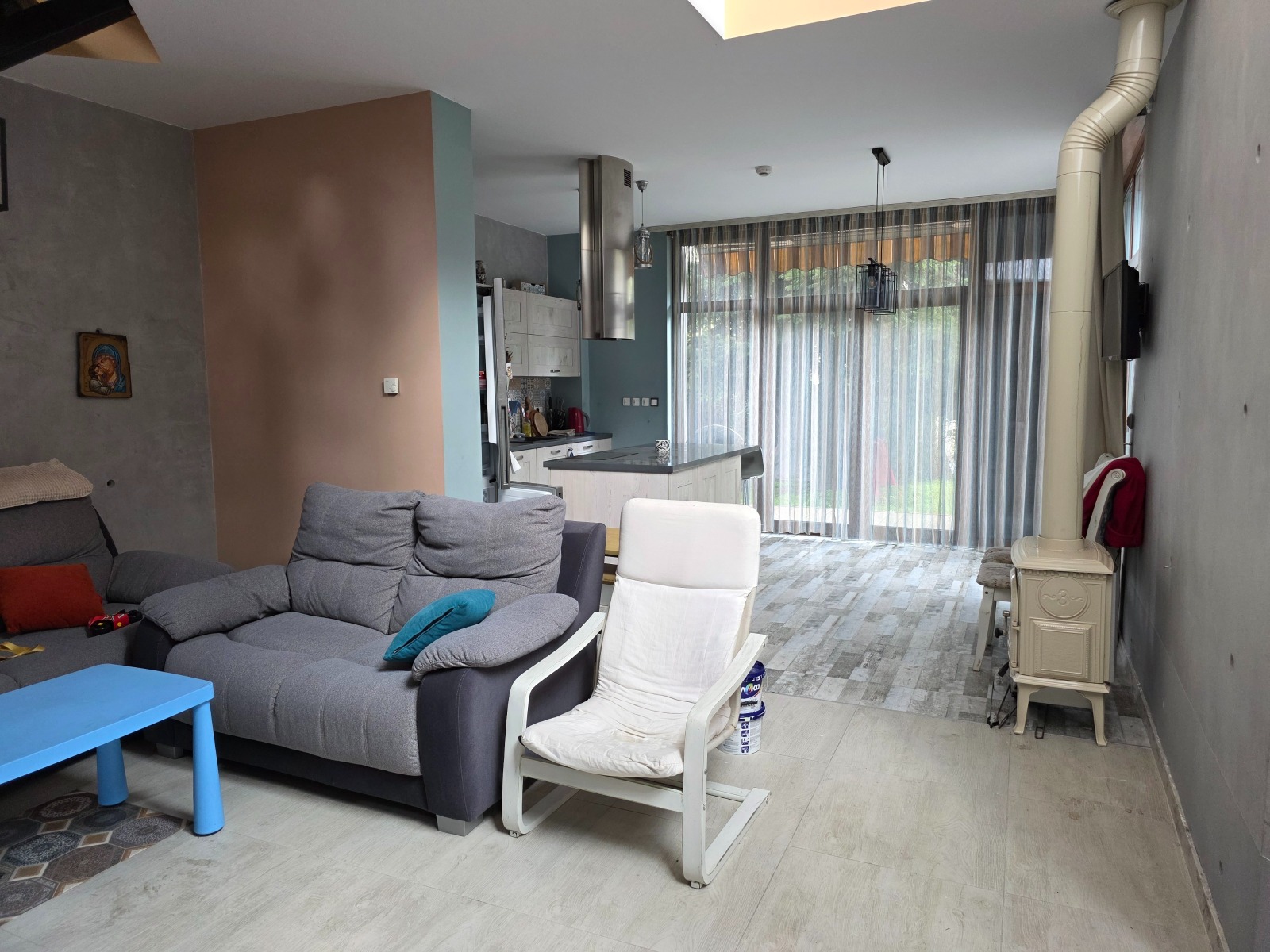 Продава КЪЩА, гр. София, Карпузица, снимка 11 - Къщи - 54939724