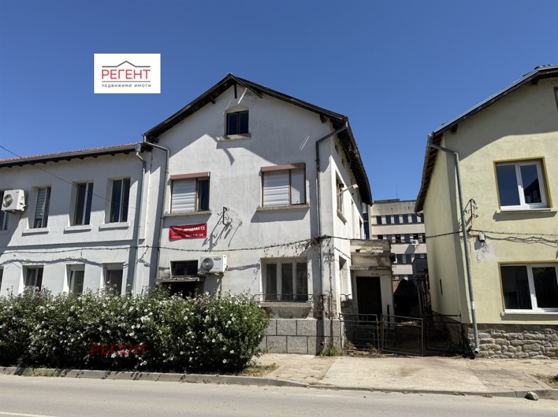 Продава КЪЩА в град Габрово, Център - 234 кв.м / 128 000 € » 250 346.24 лв., РЕГЕНТ