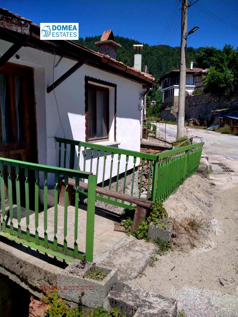 Продава КЪЩА в област Смолян, с. Славейно - 135 кв.м / 45 000 € » 88 012.35 лв., ДОМЕА ЕСТЕЙТС
