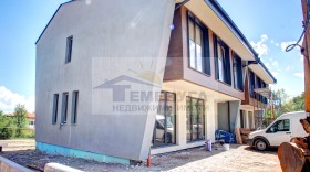 Hus Pansjarevo, Sofia 4