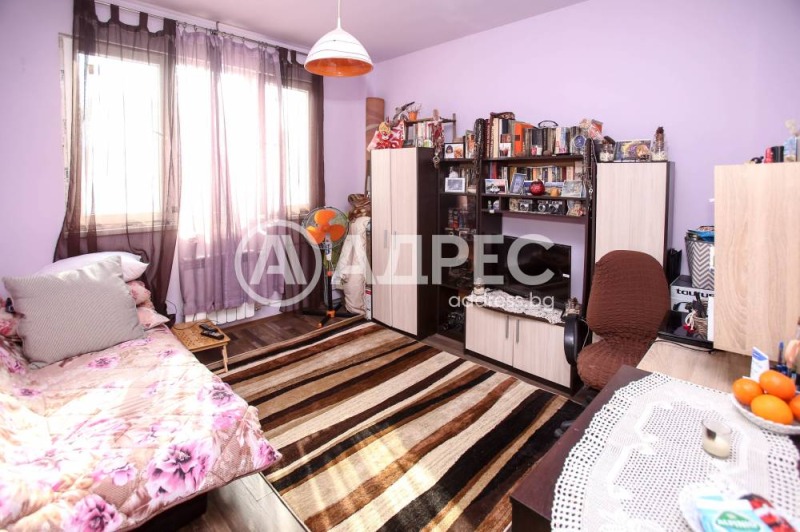 Продава 2-СТАЕН, гр. София, Борово, снимка 1 - Aпартаменти - 49196886