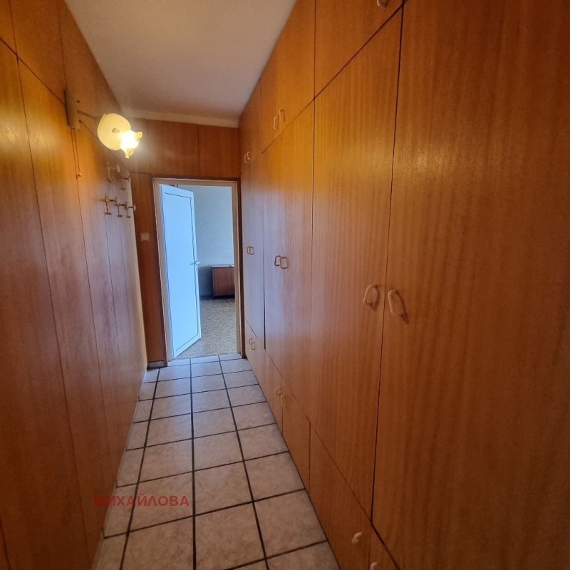 Продава  3-стаен град Стара Загора , Три чучура - юг , 68 кв.м | 43771195 - изображение [4]