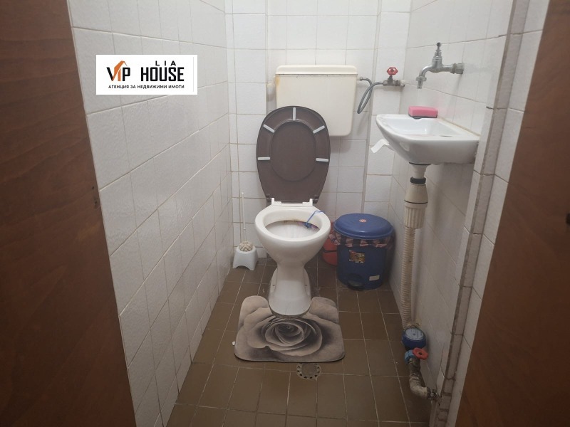 Продава  4-стаен град Пазарджик , Идеален център , 130 кв.м | 85552919 - изображение [7]