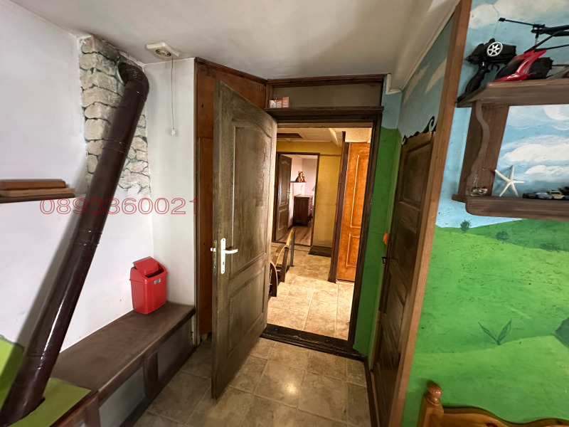 Продава  Къща град Добрич , Център , 140 кв.м | 50172124 - изображение [15]