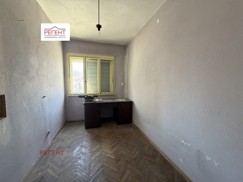 De vânzare  Casa Gabrovo , Țentâr , 234 mp | 66066504 - imagine [7]