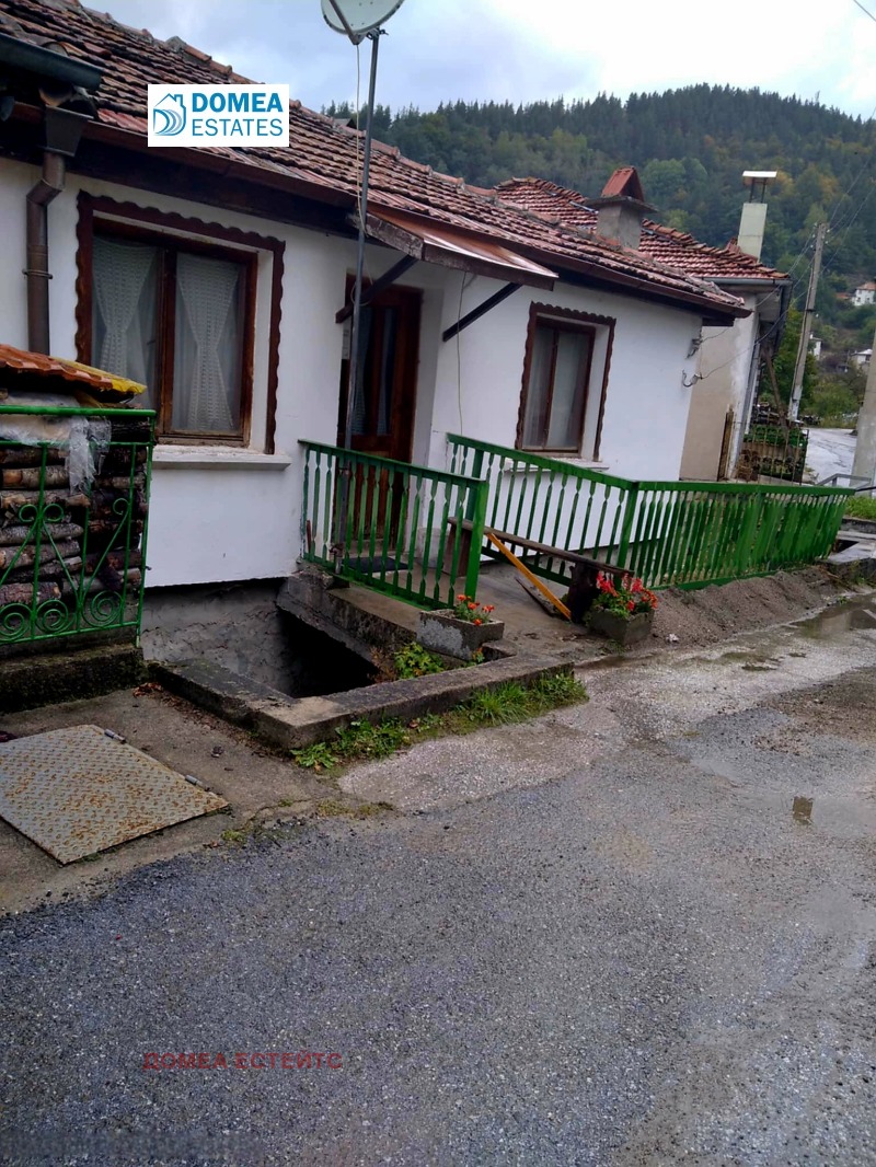 Продава КЪЩА, с. Славейно, област Смолян, снимка 3 - Къщи - 53508801