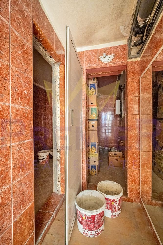 Продава ЗАВЕДЕНИЕ, гр. Варна, Център, снимка 8 - Заведения - 55785205