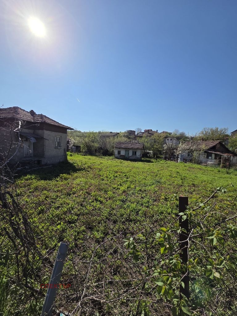 Продава ПАРЦЕЛ, гр. Перник, Мошино