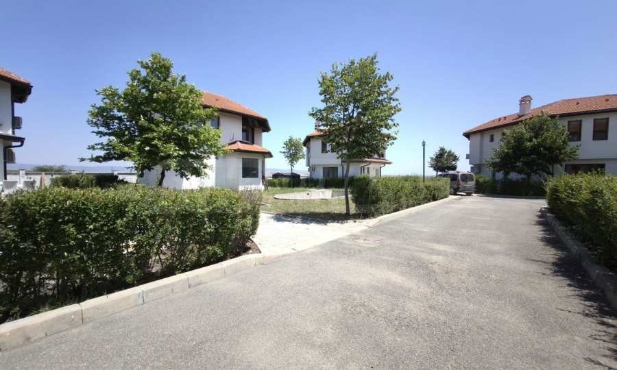 Продава ВИЛА, гр. Ахелой, област Бургас, снимка 2 - Вили - 54194002