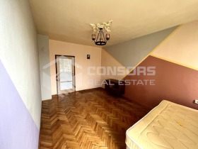 1 chambre Droujba 1, Sofia 1