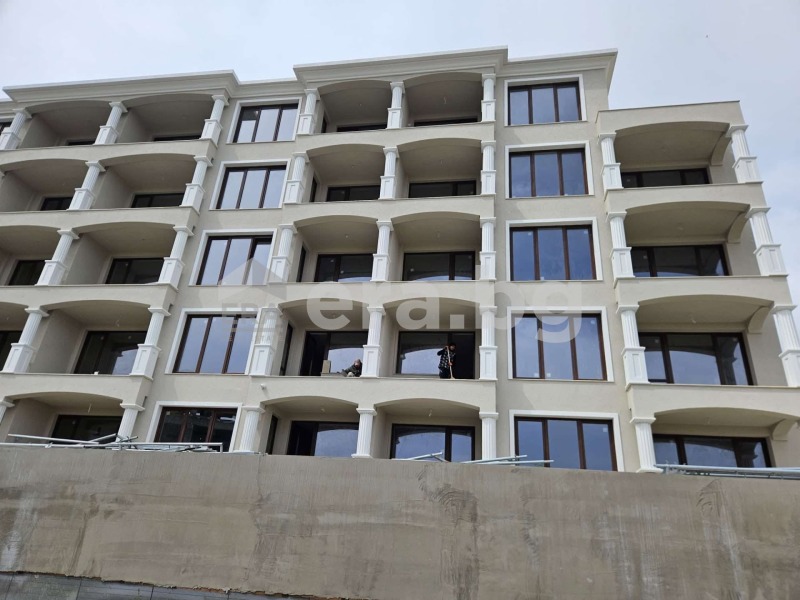 Продава  2-стаен град Варна , к.к. Св.Св. Константин и Елена , 63 кв.м | 28335086 - изображение [2]