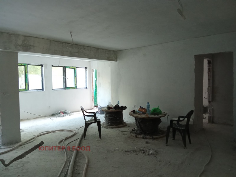 De vânzare  2 dormitoare Sofia , Suhata reca , 129 mp | 68459912