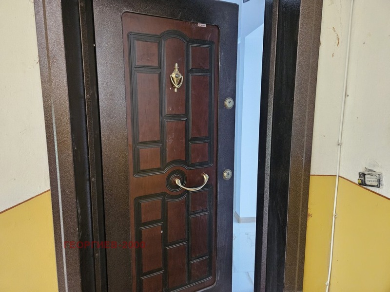 Till salu  3 sovrum region Veliko Tarnovo , Gorna Orjahovica , 115 kvm | 65778409 - bild [2]