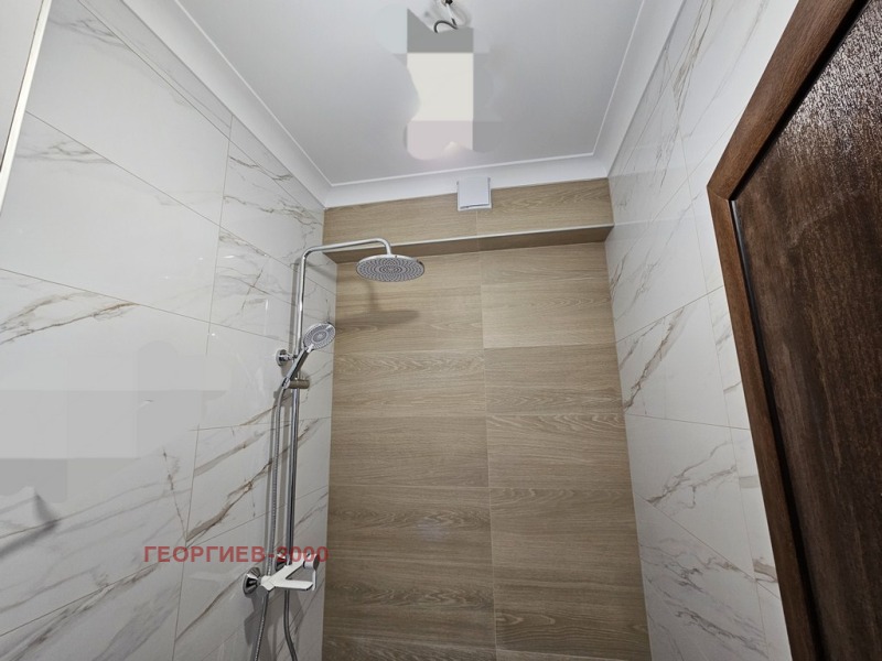 Till salu  3 sovrum region Veliko Tarnovo , Gorna Orjahovica , 115 kvm | 65778409 - bild [8]