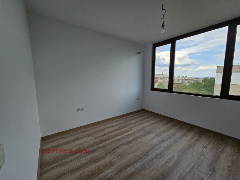 Till salu  3 sovrum region Veliko Tarnovo , Gorna Orjahovica , 115 kvm | 65778409 - bild [5]