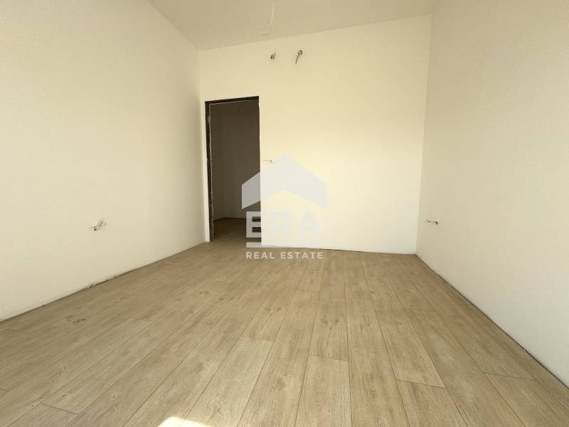 Продава 4-СТАЕН, гр. Варна, Победа, снимка 8 - Апартаменти - 52797830