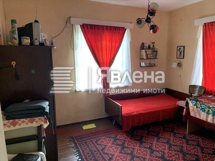 Продава КЪЩА, с. Равнище, област София област, снимка 9 - Къщи - 56320350